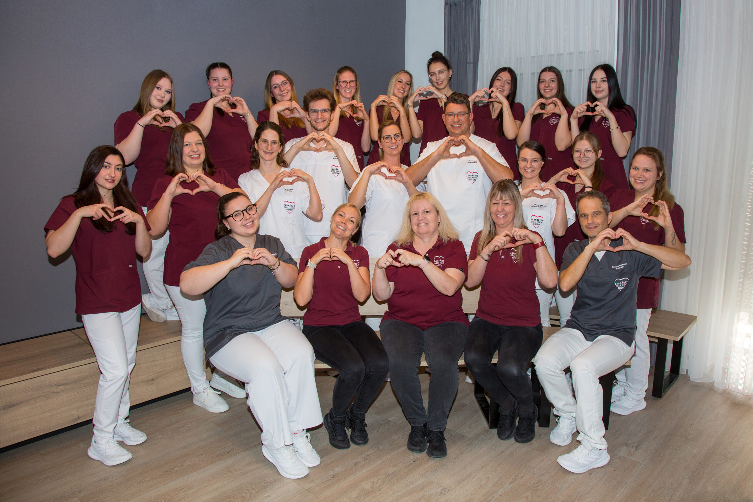 Praxis-Team der<br />Zahnarztpraxis Dres. Krauß Altötting